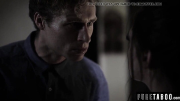 Sie ist eigentlich meine Stiefschwester und ich habe ihre schmutzige Pussy wie verrückt gefickt Thumb