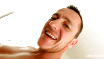 Dreier mit einer sexbegeisterten rumänischen Schlampe und ihrer heißen Freundin aus Budapest Thumb