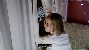 Der junge Fotograf hat meine kleine aschfahle Muschi gut gefickt, nachdem er ein paar Bilder gemacht hatte Thumb