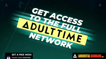 Zickige Studentin wird in der Bibliothek von geilen Kommilitonen und Lehrer vergewaltigt Thumb