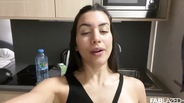 Reise-Vlog - Sexy Südamerikanerin hatte selbst auf Europareise Lust auf Sex Thumb